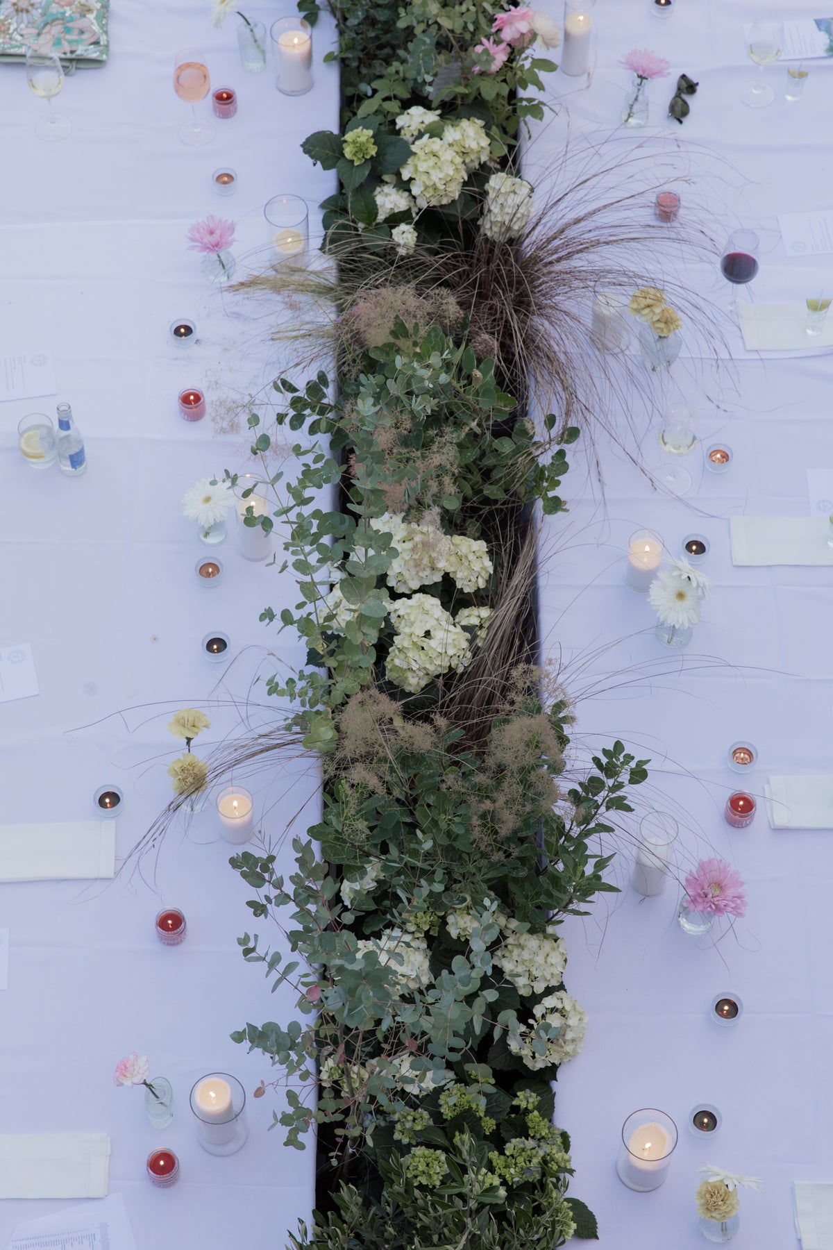 Bud Vase Floral Styling (per table)