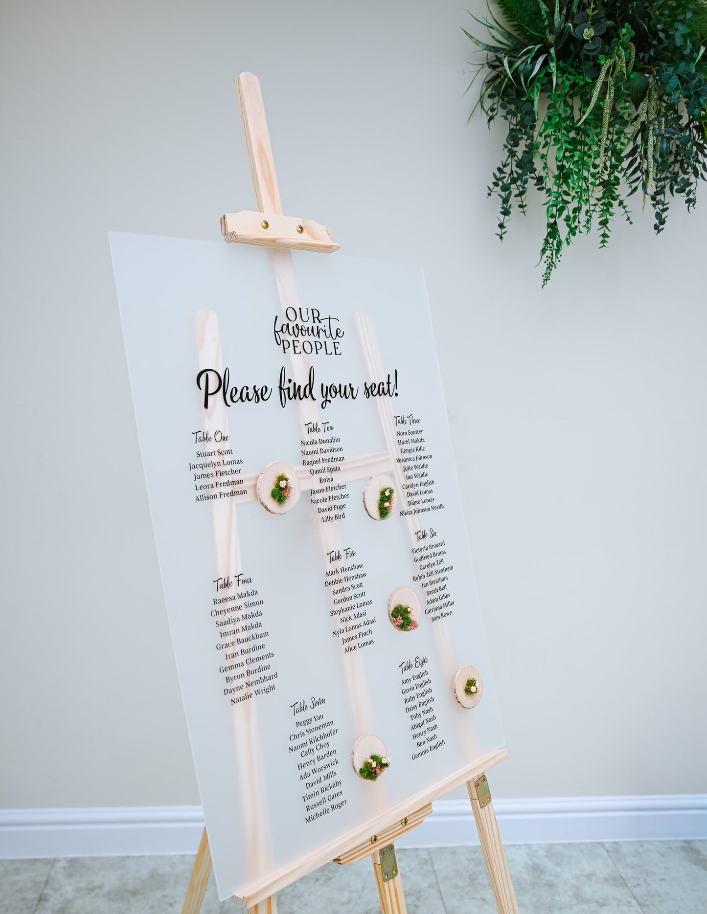 Seating Plan on Easel with Optional Flowers